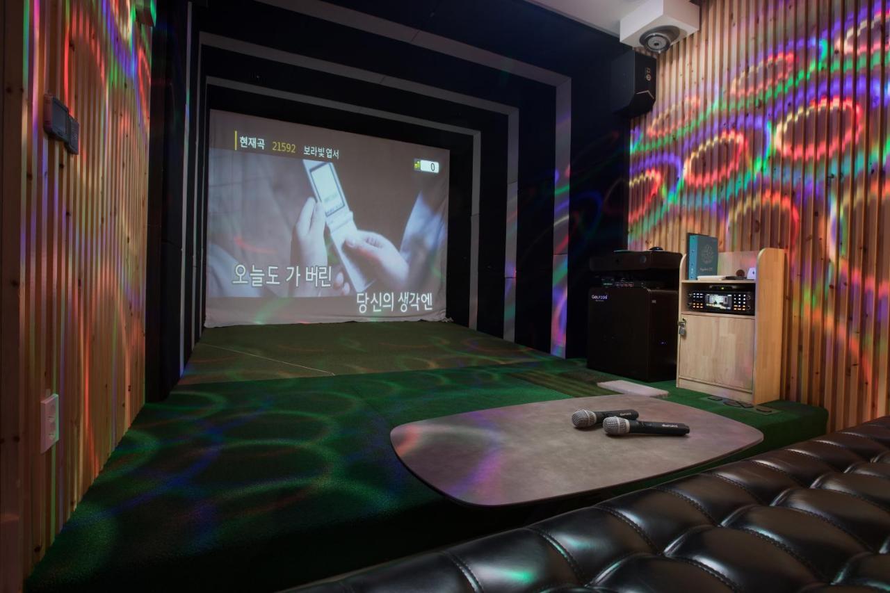 Utop Marina Hotel & Resort Yeosu Eksteriør bilde