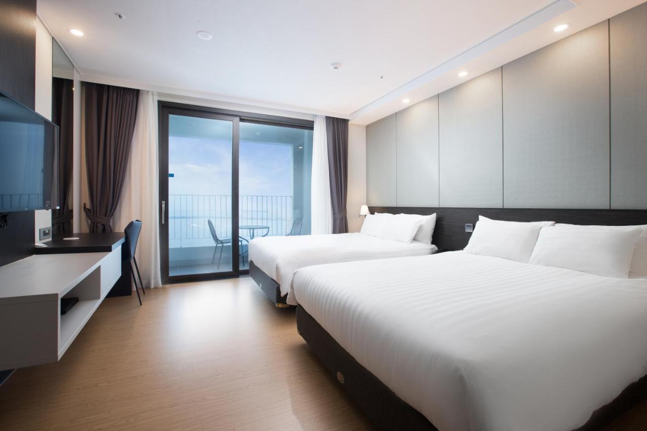 Utop Marina Hotel & Resort Yeosu Eksteriør bilde