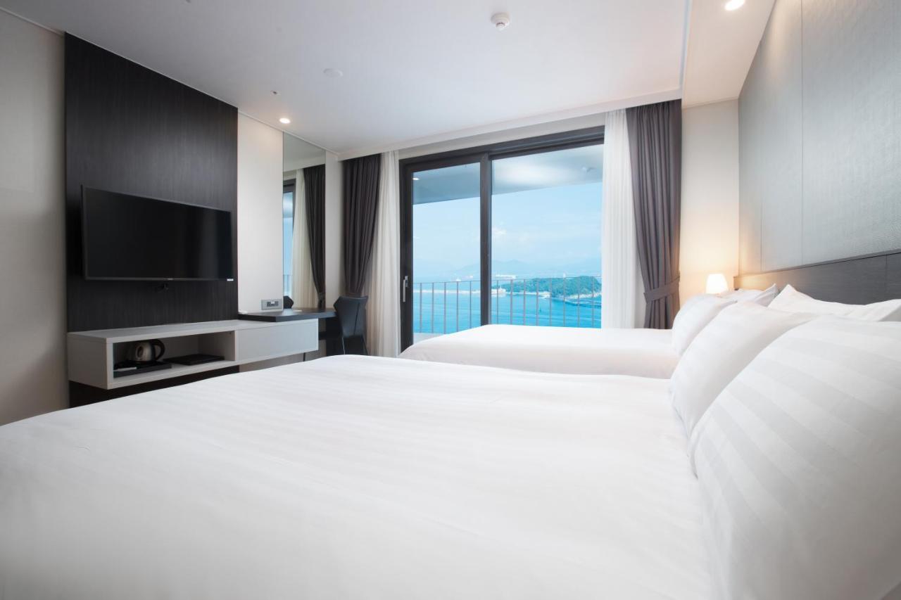 Utop Marina Hotel & Resort Yeosu Eksteriør bilde