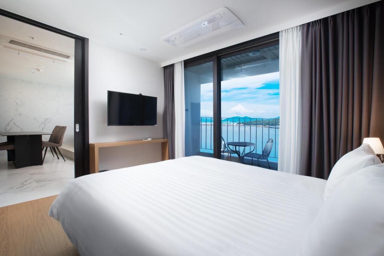 Utop Marina Hotel & Resort Yeosu Eksteriør bilde
